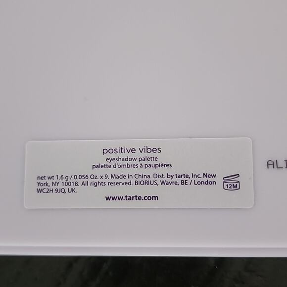 TARTE Positive Vibes Eyeshadow Palette & Double Ended Eyeshadow Eyeliner Brush - Picture 3 of 8